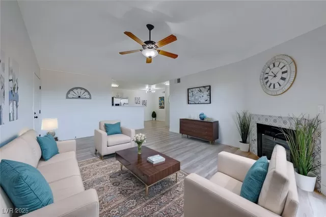 MLS: 2656884 Condo For Sale