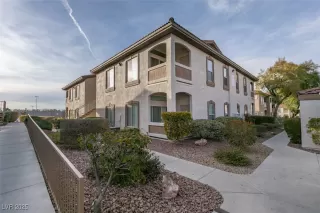 Photo #2: 2656893 Listing 
