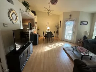 Photo #3: 2656896 Listing 