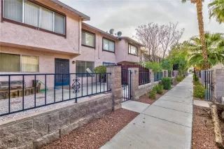 Photo #1: 2656899 Listing 