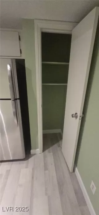 Photo #3: 2656926 Listing