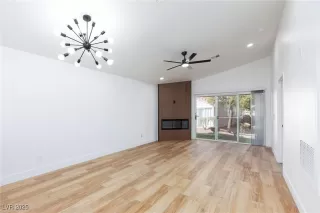 Photo #6: 2656954 Listing 