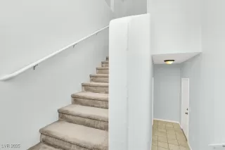 Photo #5: 2656956 Listing 