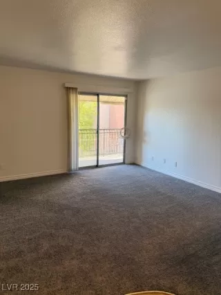 Photo #2: 2657004 Listing 