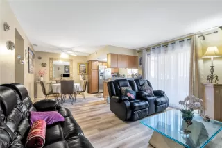 Photo #6: 2657023 Listing