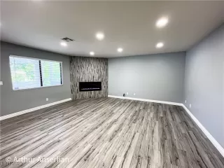 Photo #2: 2657065 Listing 
