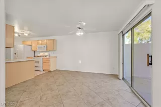 Photo #4: 2657076 Listing 