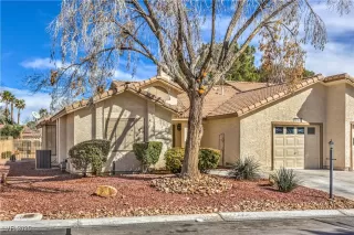 Photo #1: 2657091 Listing 