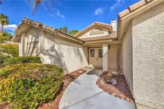 Photo #3: 2657091 Listing 