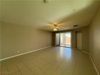 Photo #5: 2657092 Listing 