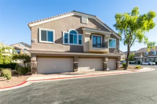 Photo #1: 2657113 Listing 