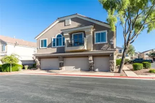 Photo #2: 2657113 Listing 