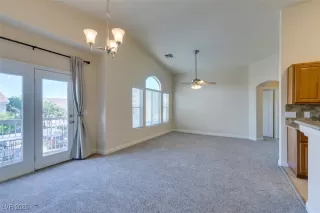 Photo #6: 2657113 Listing 