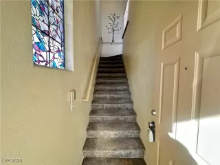 Photo #1: 2657206 Listing 