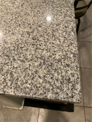 Photo #3: 2657231 Listing 