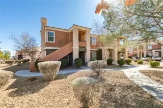 Photo #1: 2657239 Listing