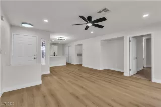 Photo #5: 2657245 Listing