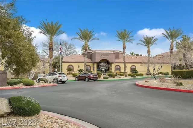 MLS: 2657253 Condo For Sale