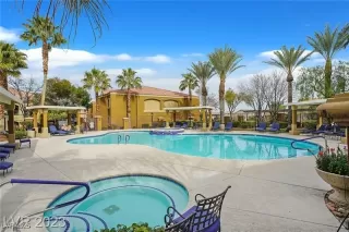 Photo #2: 2657253 Listing 