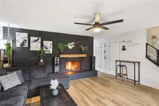 Photo #3: 2657255 Listing 