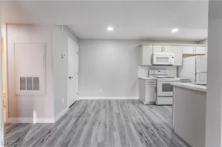 Photo #6: 2657258 Listing