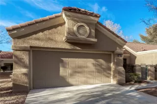 Photo #2: 2657297 Listing