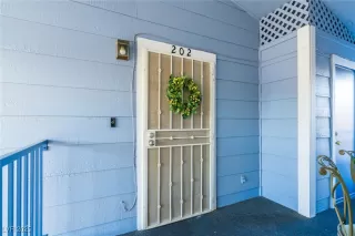 Photo #3: 2657318 Listing