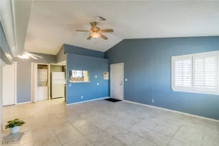 Photo #5: 2657318 Listing