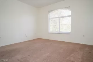 Photo #6: 2657336 Listing 