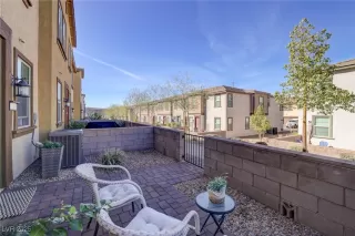 Photo #5: 2657341 Listing 