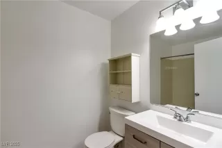 Photo #6: 2657351 Listing