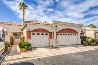 Photo #2: 2657355 Listing 