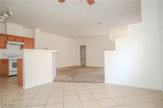 Photo #5: 2657373 Listing