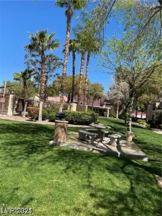 Photo #2: 2657380 Listing 