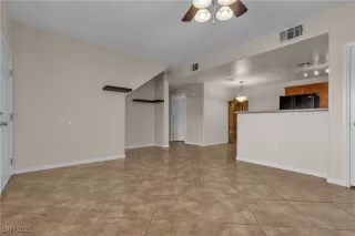 Photo #3: 2657382 Listing