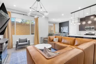 Photo #6: 2657406 Listing 