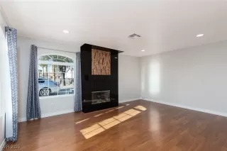 Photo #6: 2657414 Listing