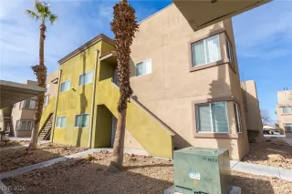 Photo #2: 2657430 Listing 