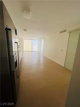 Photo #2: 2657448 Listing 