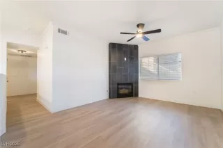 Photo #2: 2657497 Listing