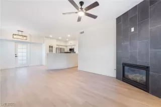 Photo #4: 2657497 Listing