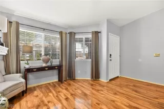 Photo #2: 2657503 Listing