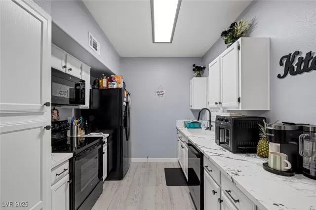 MLS: 2657526 Condo For Sale