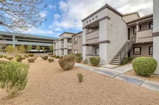 Photo #2: 2657526 Listing 