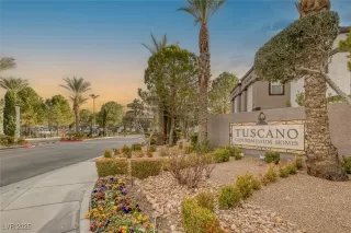 Photo #3: 2657526 Listing 