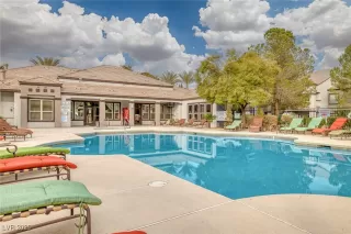 Photo #6: 2657526 Listing 