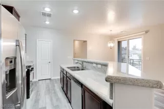 Photo #5: 2657537 Listing 