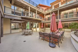 Photo #2: 2657574 Listing 