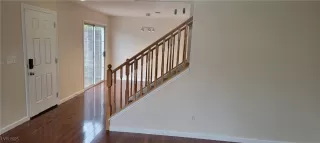 Photo #2: 2657609 Listing 