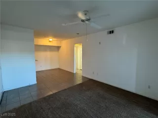 Photo #2: 2657683 Listing 